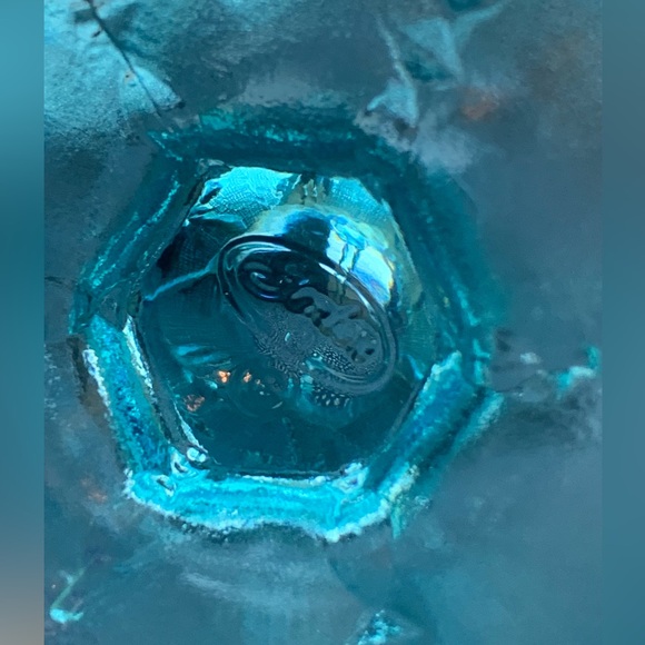 Fenton turquoise basket with blue rim - Picture 7 of 10